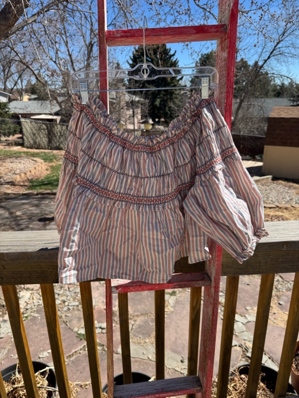 Off shoulder striped balloon sleeved top